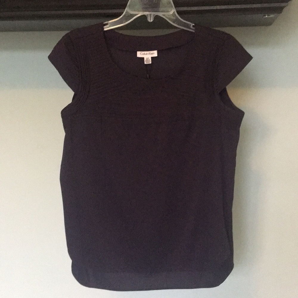 Calvin Klein shift top